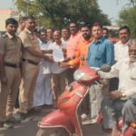 बारामती- वडगाव निंबाळकर राष्ट्रवादी कार्यकर्त्यांनी अब्दुल सत्तार यांच्या विरोधात निषेध व्यक्त.