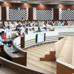 सार्वजनिक बांधकाम विभागाने गुणवत्तापूर्वक आणि गतीने काम करावे