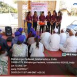 आंबेगाव ! महाळुंगे पडवळ मध्ये कृषीकन्यांकडून बीजप्रक्रियेचे प्रात्याक्षिक. 