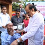 *उपमुख्यमंत्री अजित पवार यांच्या हस्ते दिव्यांग नागरिकांना इलेक्ट्रिक सायकलीचे वाटप*