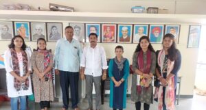 कोऱ्हाळे येथे शारदानगरच्या कृषिकन्यांचे आगमन