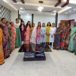 बारामती ! वडगाव निंबाळकर मध्ये बचत गटांना भेट देत कृषीकन्यांकडून मार्गदर्शन .