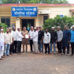 बारामती ! रामगिरी महाराज यांच्या वक्तव्यावर कोऱ्हाळे बु मुस्लिम समाजाकडून पोलिस स्टेशनला निवेदन देऊन निषेध व्यक्त .