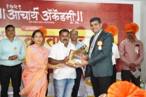 श्री शिवाजीराव काकडे यांना आदर्श शिक्षक पुरस्कार जाहीर