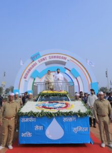 सौहार्द व बंधुभावनेचे दैवी दृश्य दर्शविणाऱ्या ७७व्या वार्षिक&hellip;