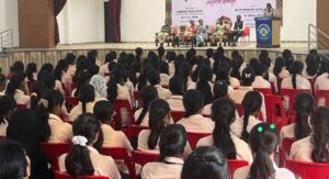 काकडे महाविद्यालयात विद्यार्थ्यांसाठी शक्ती अभियान पथकाचे मार्गदर्शन*