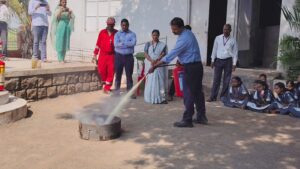 श्री.बाबालाल साहेबराव काकडे दे.विद्यालय निंबुत येथे आपत्ती व्यवस्थापन&hellip;