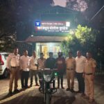 पेट्रोलिंगमध्येच उघडकीस आली मोटारसायकल चोरीची टोळी, सराईत चोर पोलिसांच्या ताब्यात वडगाव निंबाळकर पोलिसांची कारवाई