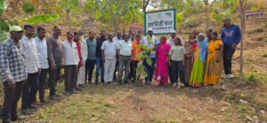 मदने कुटुंबीयांकडून वडिलांच्या अस्थी गंगेत विसर्जित न करता&hellip;