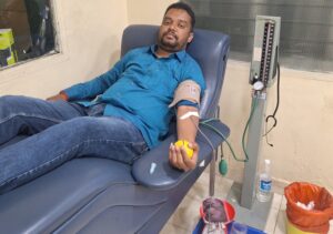 रक्तदान करुन वाढदिवस साजरा व पुलवामा हल्ल्यातील हुतात्म्यांना&hellip;