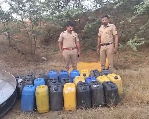 निंबुत येथील ओढ्यालगत गावठी हातभट्टी दारूचा अड्डा उध्वस्त&hellip;