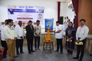 मुगुटराव साहेबराव काकडे महाविद्यालयामध्ये जिल्हास्तरीय रोजगार महामेळावा संपन्न.