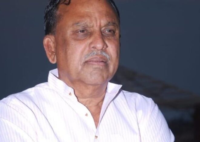 सोमेश्वरच्या चेअरमन यांनी सभासदांची लुट थांबवावी. श्री.सतीश काकडे.