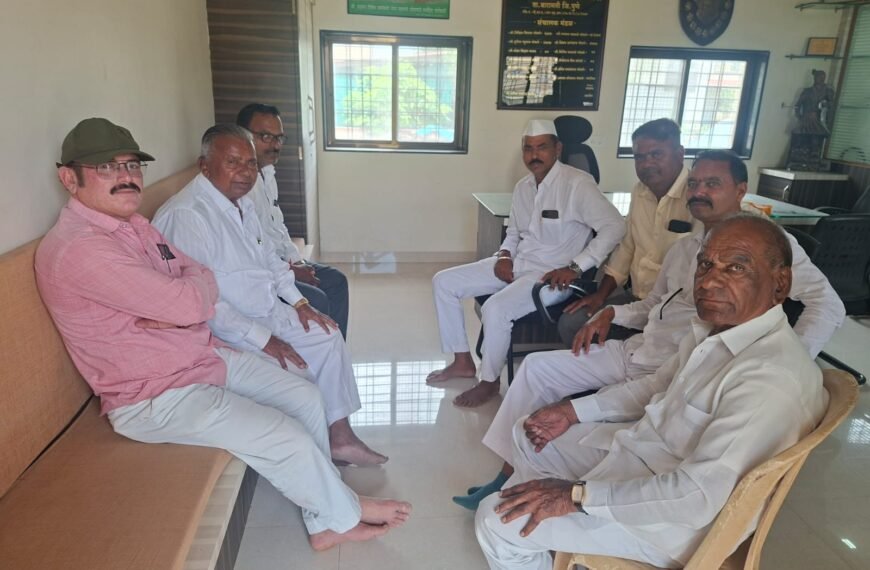 रेगुलर कर्जफेड करणाऱ्या शेतकऱ्यांना दोन लाखांचे अनुदान द्यावे;&hellip;